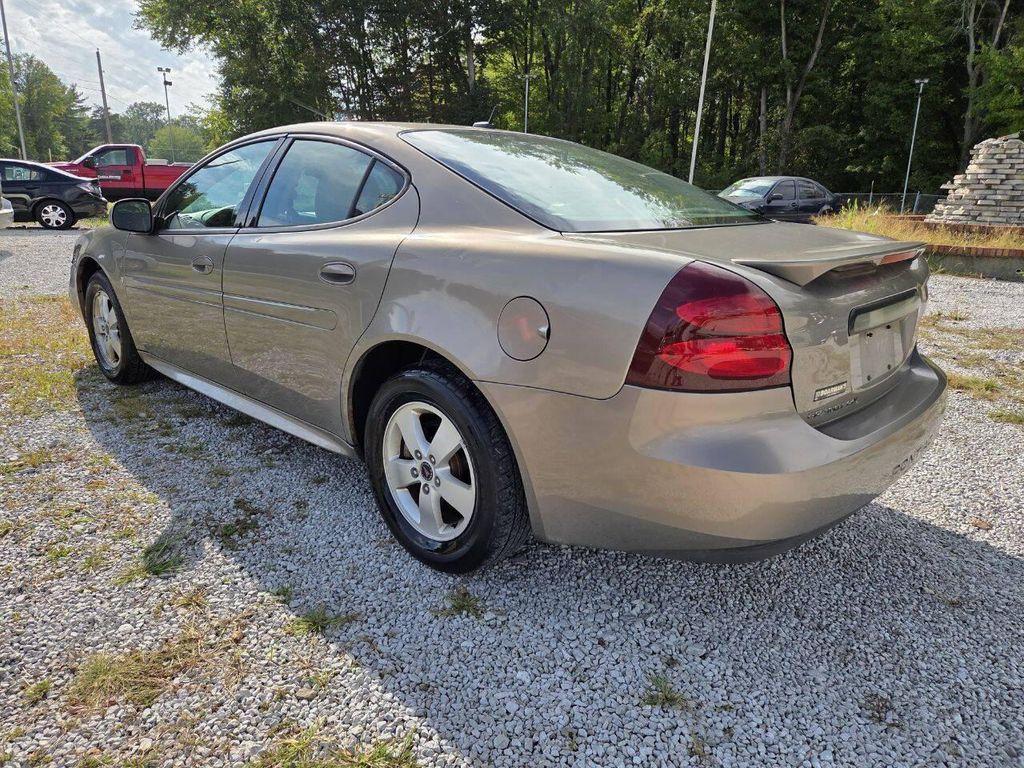 used 2006 Pontiac Grand Prix car, priced at $5,400