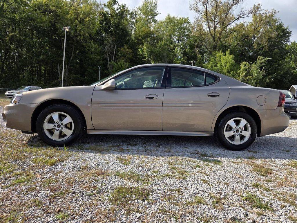 used 2006 Pontiac Grand Prix car, priced at $5,400