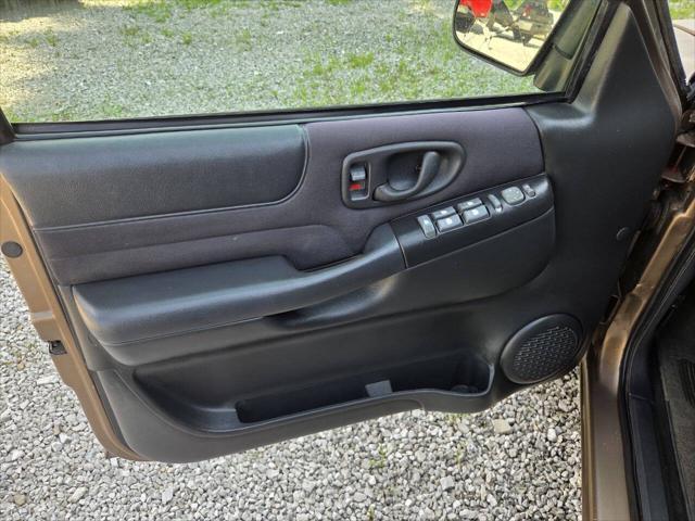 used 2003 Chevrolet Blazer car, priced at $4,400