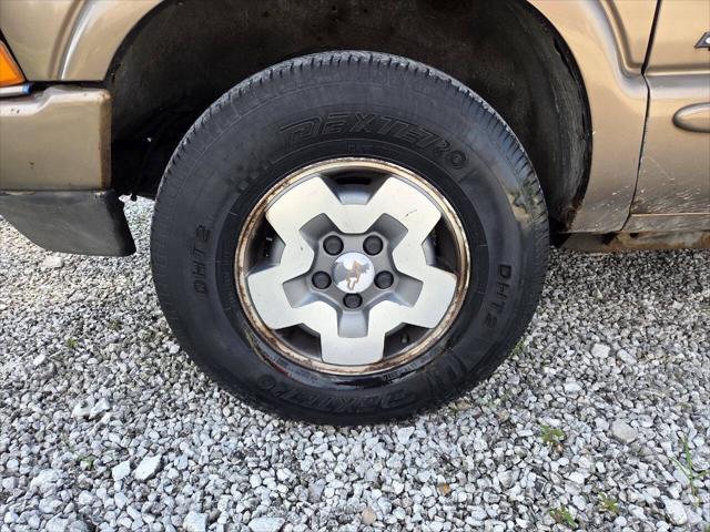 used 2003 Chevrolet Blazer car, priced at $4,400