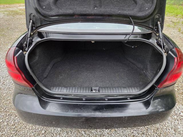 used 2007 Pontiac Grand Prix car, priced at $4,400