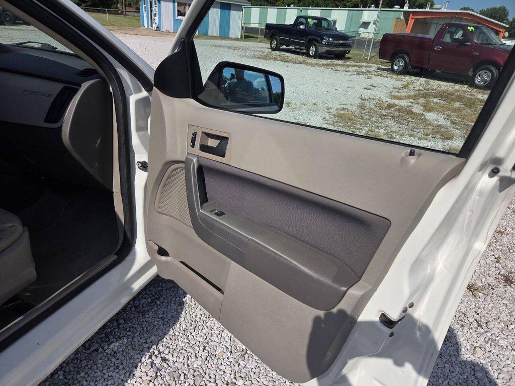 used 2009 Ford Focus car, priced at $4,900
