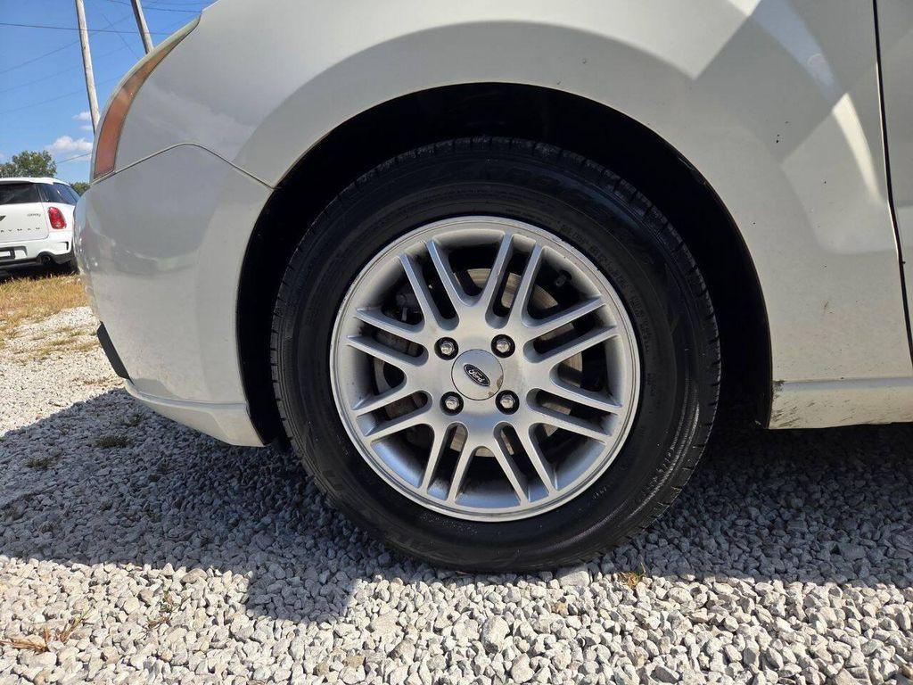 used 2009 Ford Focus car, priced at $4,900