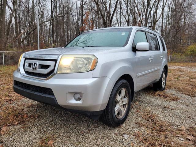 used 2011 Honda Pilot car, priced at $6,900