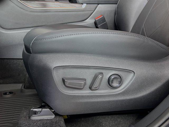 used 2025 Toyota Highlander Hybrid car, priced at $54,920