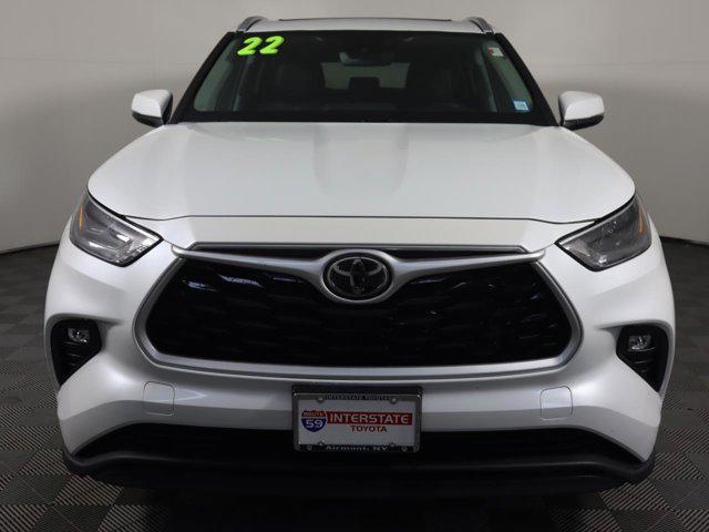 used 2022 Toyota Highlander car, priced at $34,799