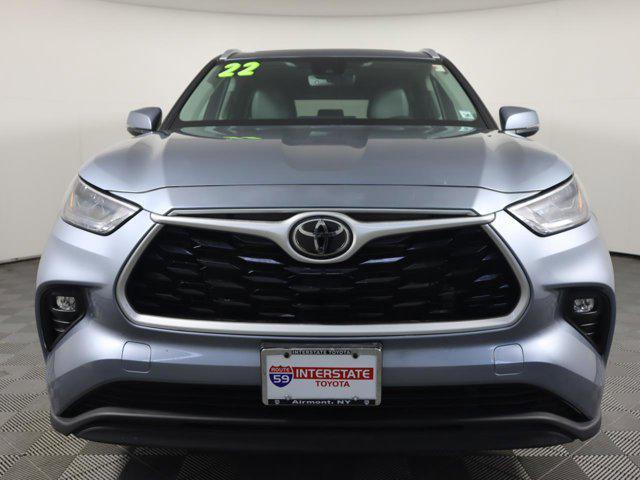 used 2022 Toyota Highlander car, priced at $35,941