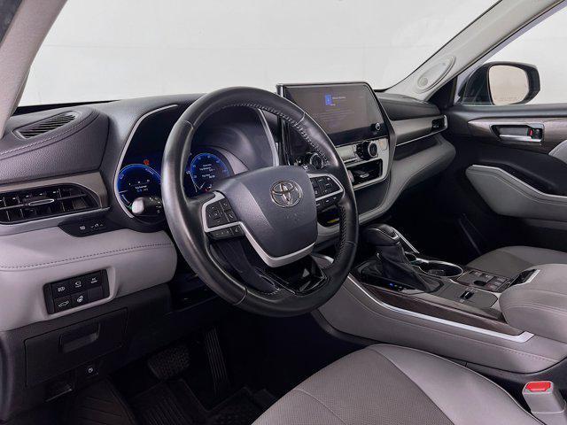 used 2023 Toyota Highlander Hybrid car, priced at $47,885