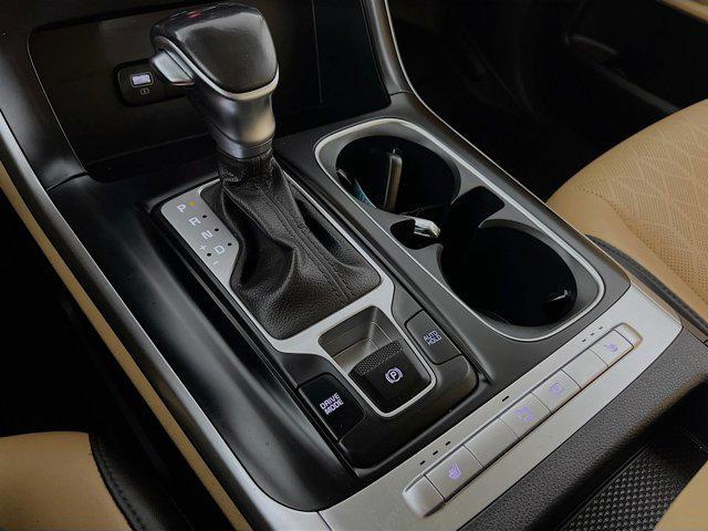 used 2023 Kia Carnival car, priced at $24,644