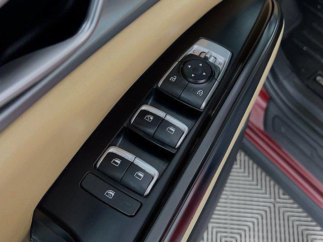 used 2023 Kia Carnival car, priced at $24,644