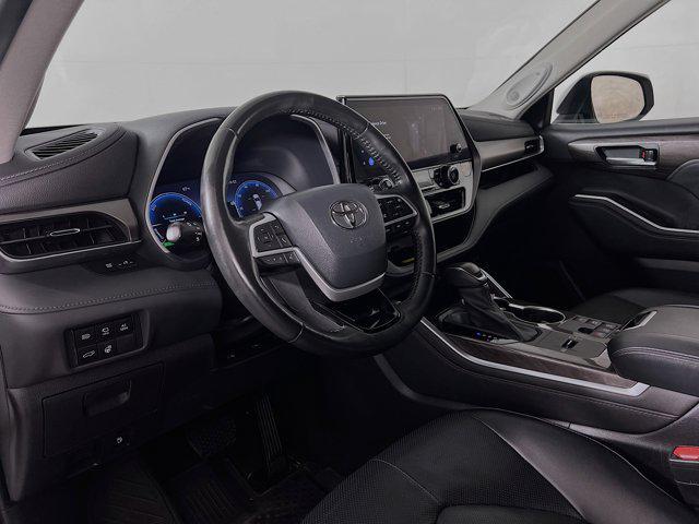 used 2023 Toyota Highlander Hybrid car, priced at $45,522