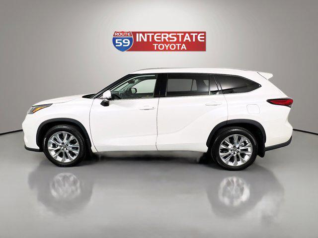 used 2020 Toyota Highlander car, priced at $36,966