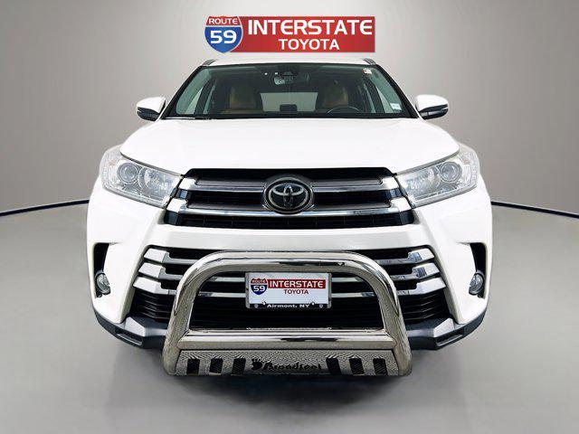 used 2018 Toyota Highlander car, priced at $27,747