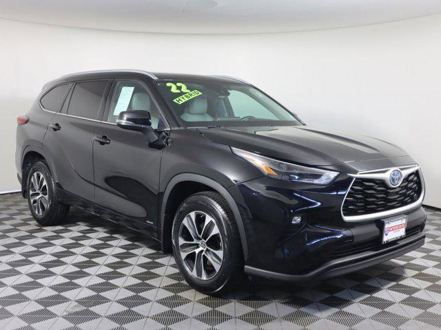 used 2022 Toyota Highlander Hybrid car, priced at $40,744