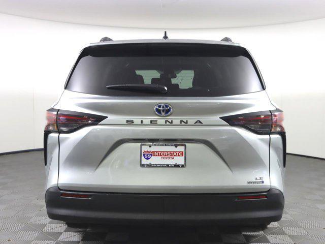 used 2024 Toyota Sienna car, priced at $39,870