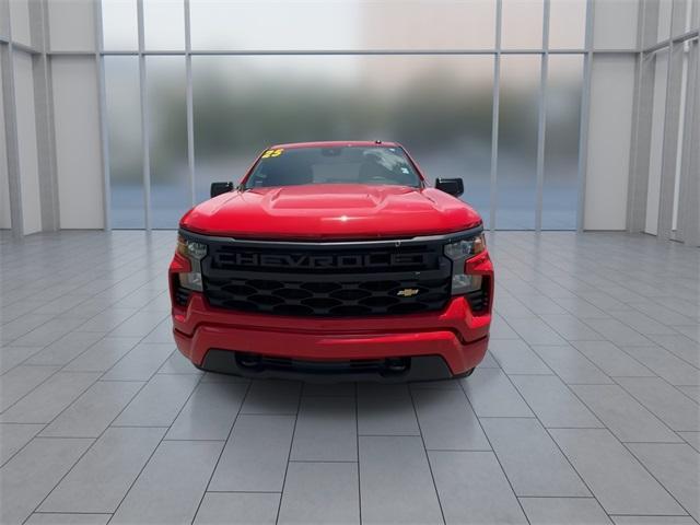 new 2025 Chevrolet Silverado 1500 car, priced at $39,005
