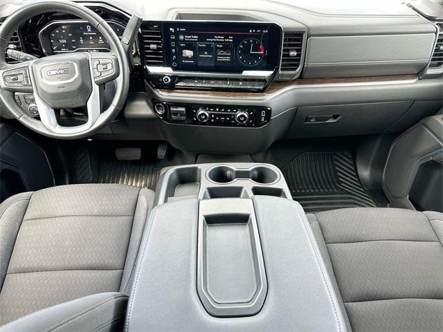 used 2024 GMC Sierra 1500 car, priced at $38,977