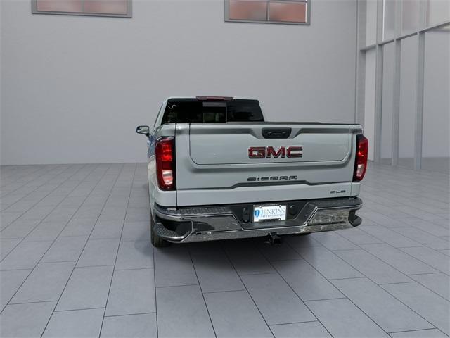 used 2024 GMC Sierra 1500 car, priced at $38,977