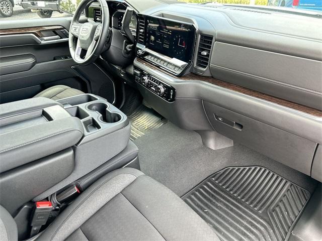 used 2024 GMC Sierra 1500 car, priced at $38,977