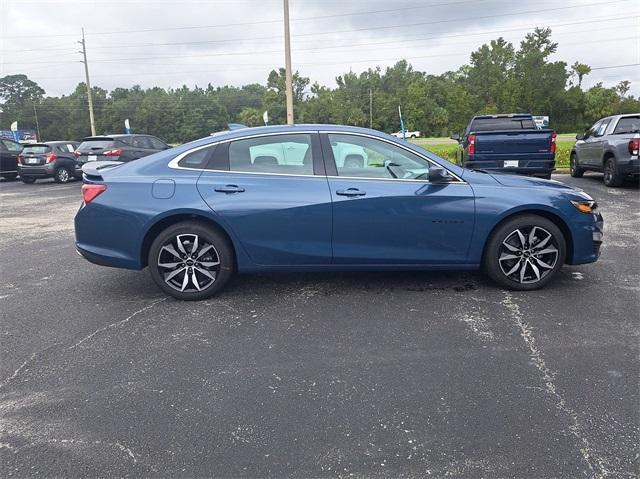 new 2025 Chevrolet Malibu car, priced at $27,963