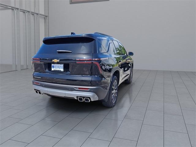 new 2025 Chevrolet Traverse car, priced at $43,957