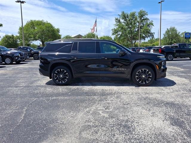 new 2025 Chevrolet Traverse car, priced at $43,957