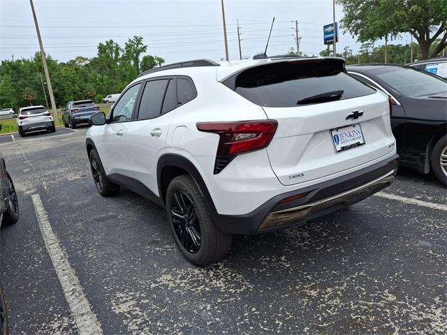 used 2025 Chevrolet Trax car, priced at $23,977