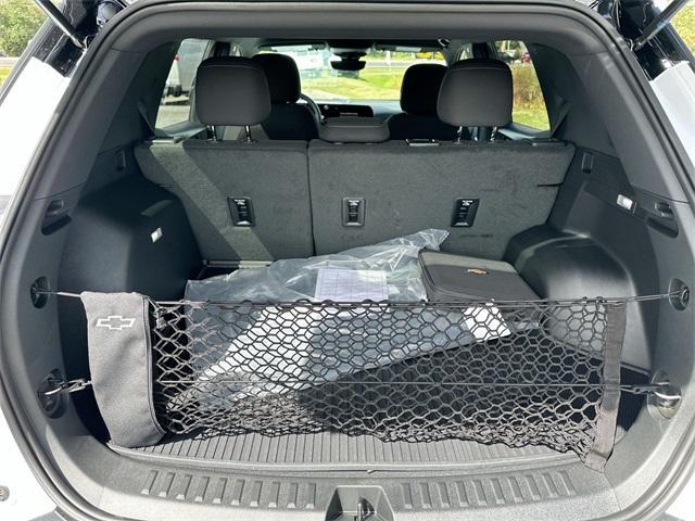 new 2026 Chevrolet Equinox car, priced at $30,945
