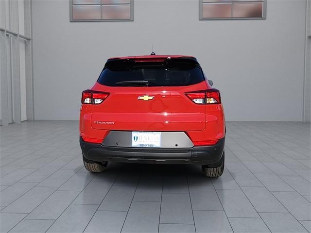 new 2026 Chevrolet TrailBlazer car, priced at $25,975