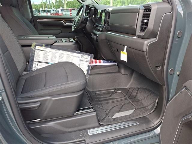new 2025 Chevrolet Silverado 1500 car, priced at $47,077