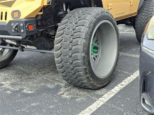 used 2013 Jeep Wrangler Unlimited car, priced at $17,977