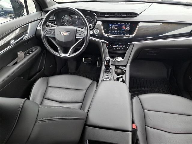 used 2023 Cadillac XT6 car, priced at $41,277