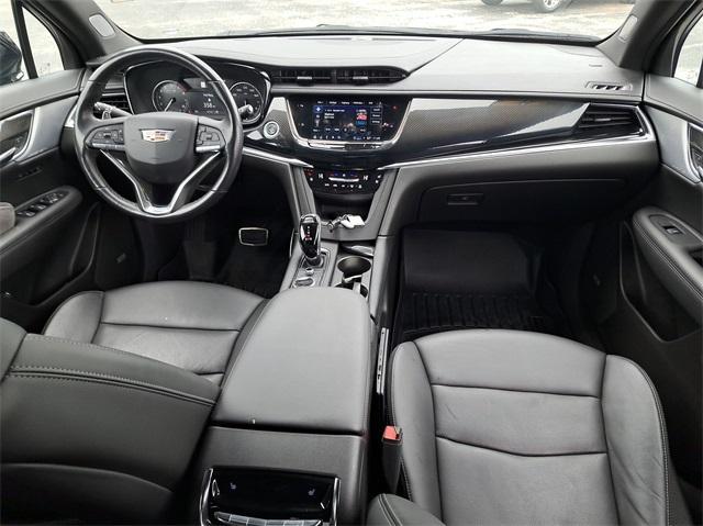 used 2023 Cadillac XT6 car, priced at $41,277