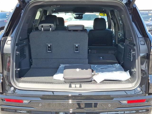 new 2025 Chevrolet Traverse car, priced at $56,023