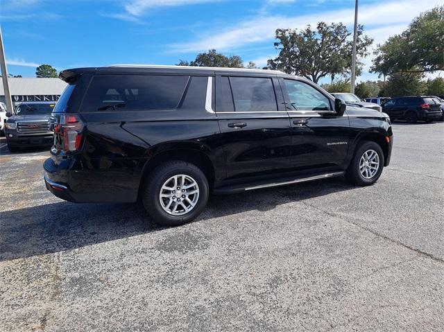 used 2023 Chevrolet Suburban car, priced at $44,977