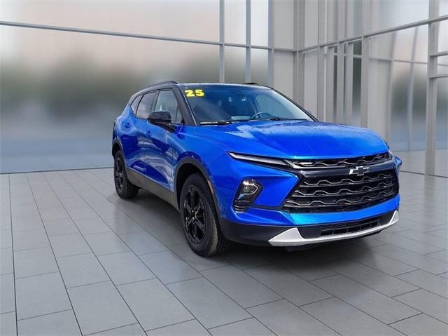 new 2025 Chevrolet Blazer car, priced at $36,074