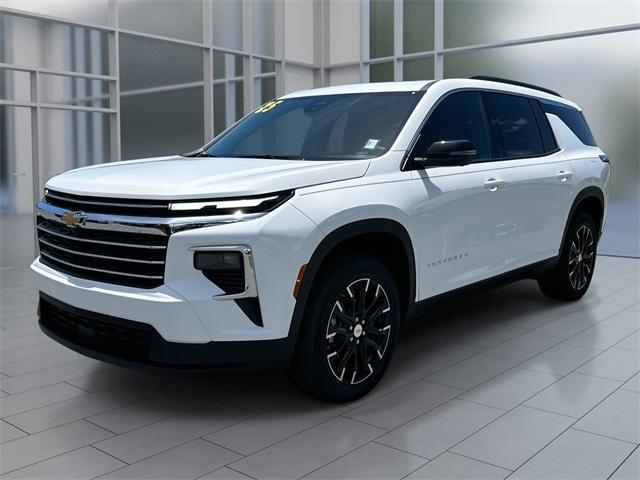 new 2025 Chevrolet Traverse car, priced at $44,633