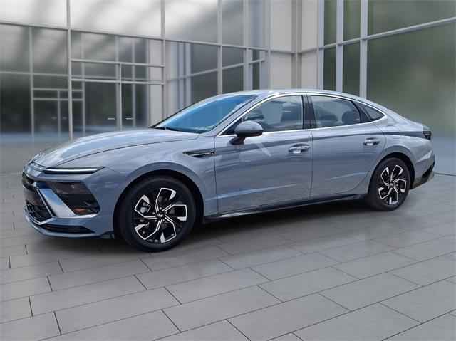 used 2024 Hyundai Sonata car, priced at $25,477