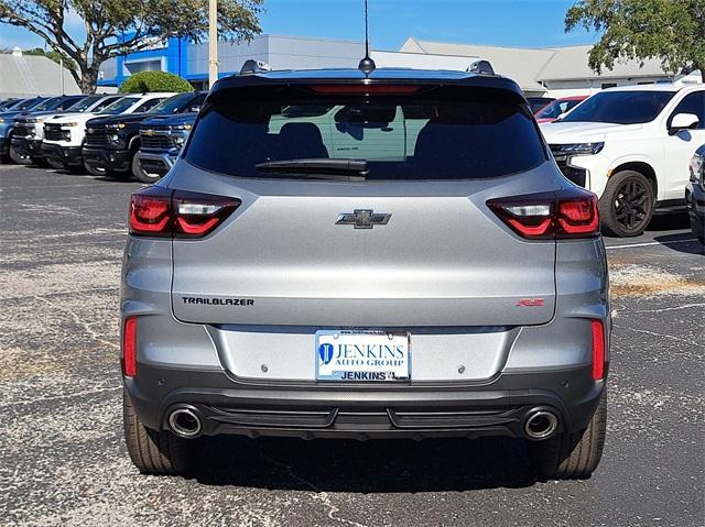 new 2025 Chevrolet TrailBlazer car, priced at $28,054