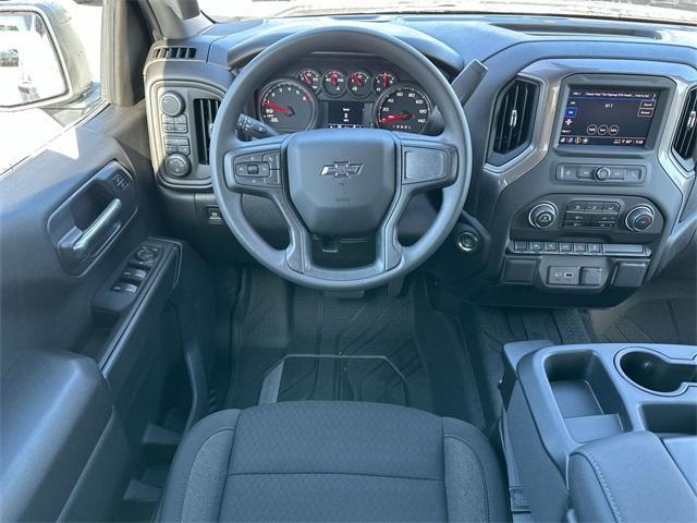 new 2025 Chevrolet Silverado 1500 car, priced at $44,121