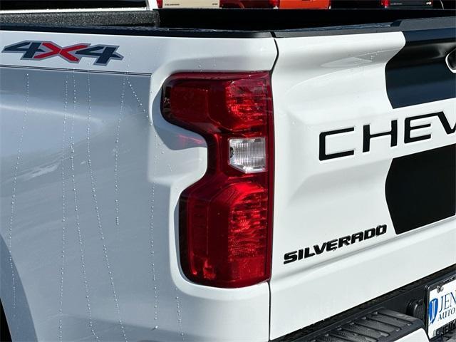 new 2025 Chevrolet Silverado 1500 car, priced at $44,121