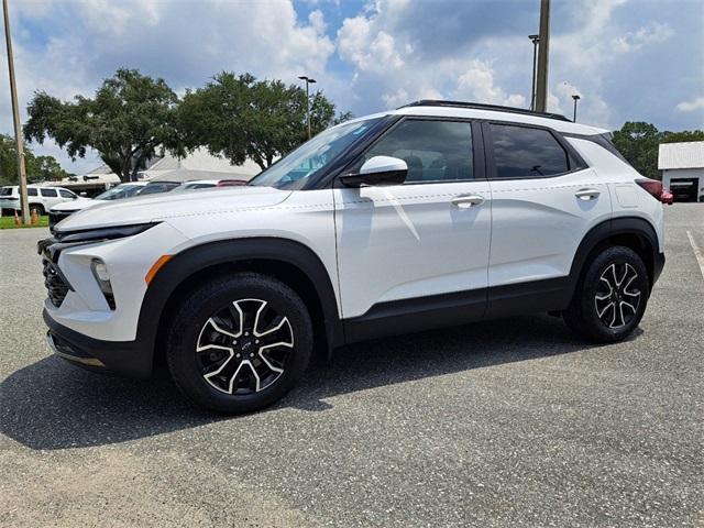 new 2025 Chevrolet TrailBlazer car, priced at $33,383