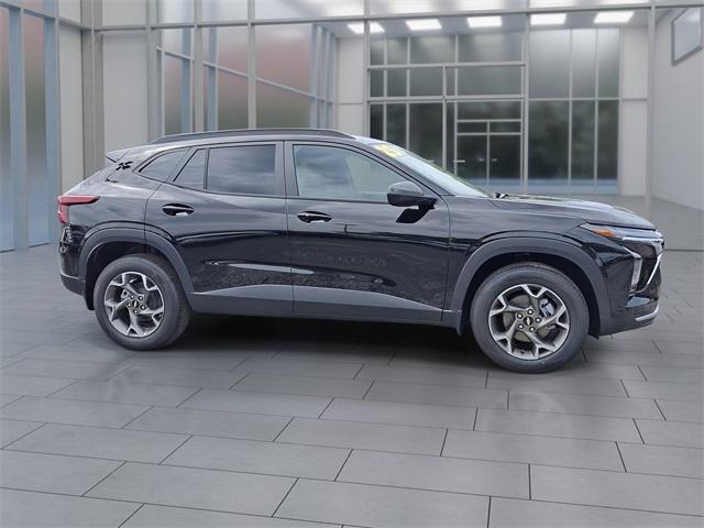 new 2025 Chevrolet Trax car, priced at $25,145