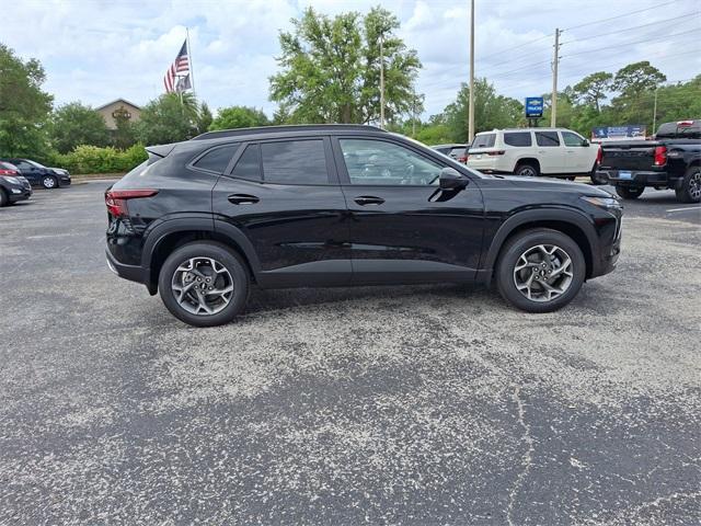 new 2025 Chevrolet Trax car, priced at $25,145