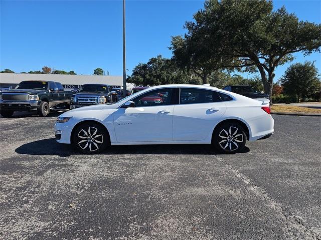 new 2025 Chevrolet Malibu car, priced at $27,963