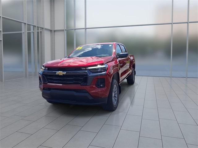 new 2025 Chevrolet Colorado car, priced at $42,012