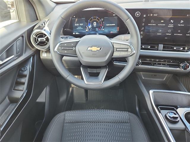 new 2026 Chevrolet Equinox car, priced at $30,658