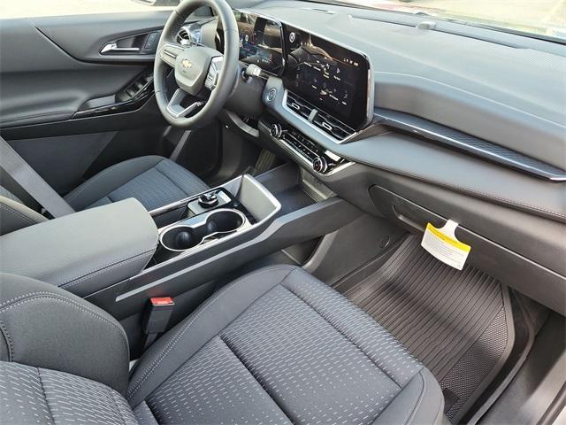 new 2026 Chevrolet Equinox car, priced at $30,658