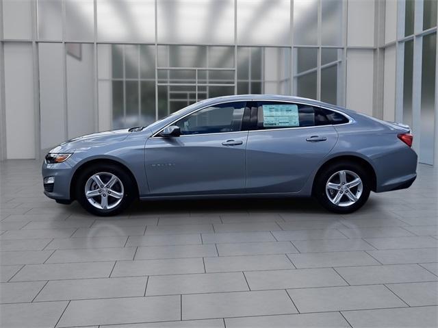 new 2025 Chevrolet Malibu car, priced at $26,725