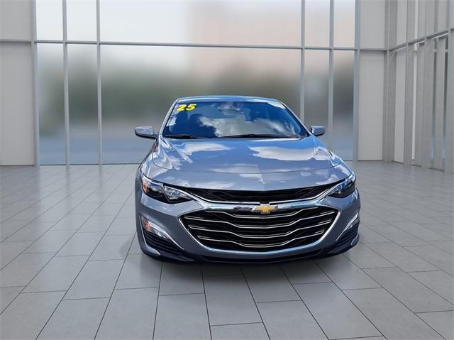 new 2025 Chevrolet Malibu car, priced at $26,725